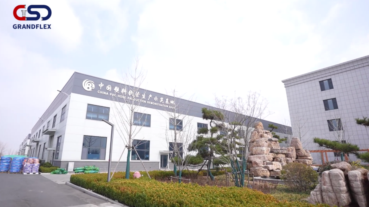 معرض المصنع | إنتاج موحد، إنشاء خراطيم PVC عالية الجودة